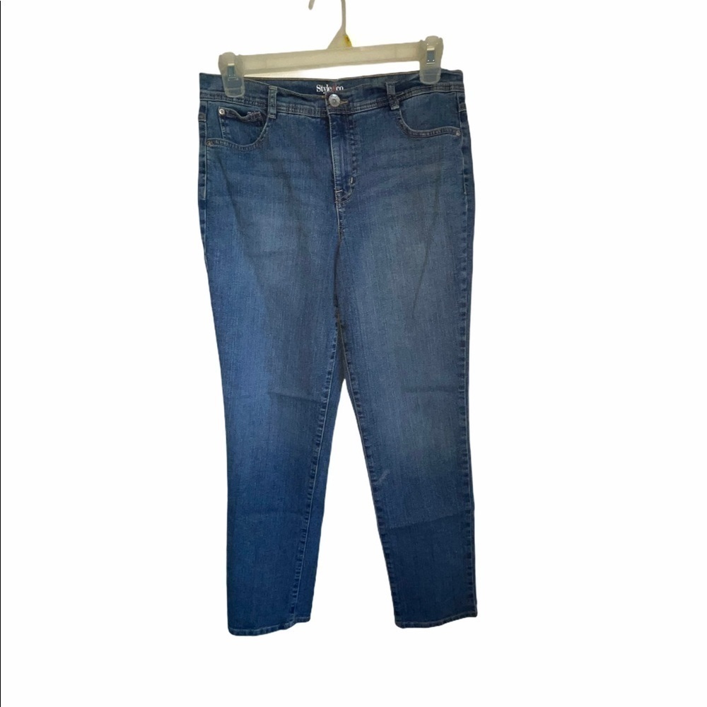 Style & Company Jeans Size 12 GUC - Picture 1 of 6